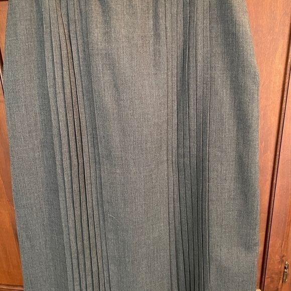 𝅺J9 - Vintage - 2 Piece woman’s suit - Picture 6 of 12